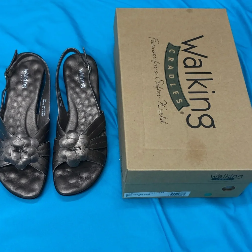 Walking Cradles Sling Back Sandals NIB sz 9 M - Picture 2 of 7